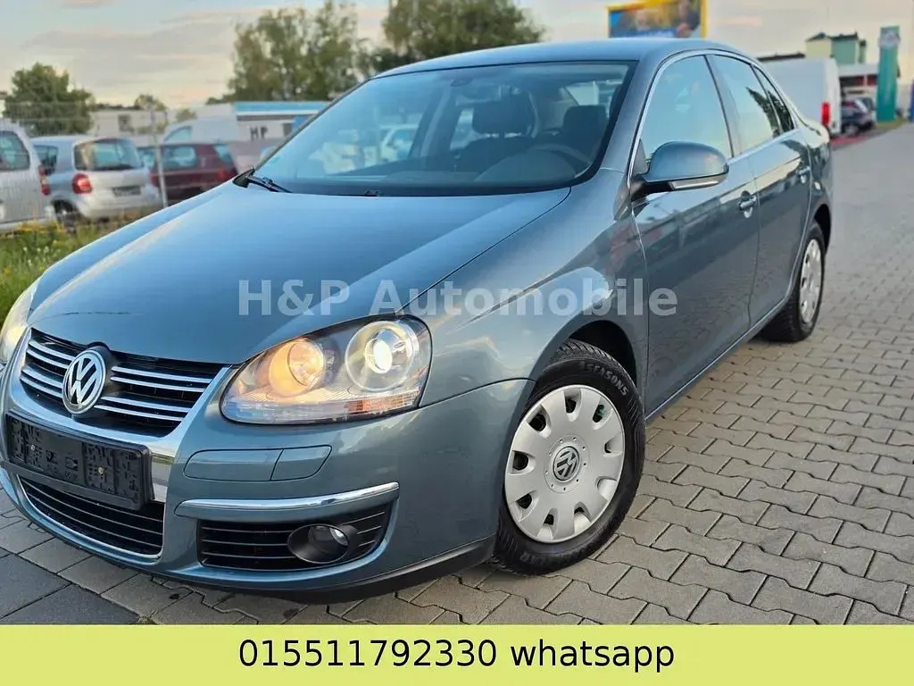 Gebraucht VW Jetta 150 PS (110 kW) 2006 Grau Limousine