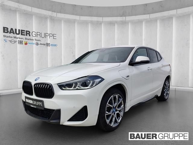Weiss Gebraucht 2022 BMW X2 M Sport SUV | 28.890 € (Etwas zu teuer) - Bild 1/4