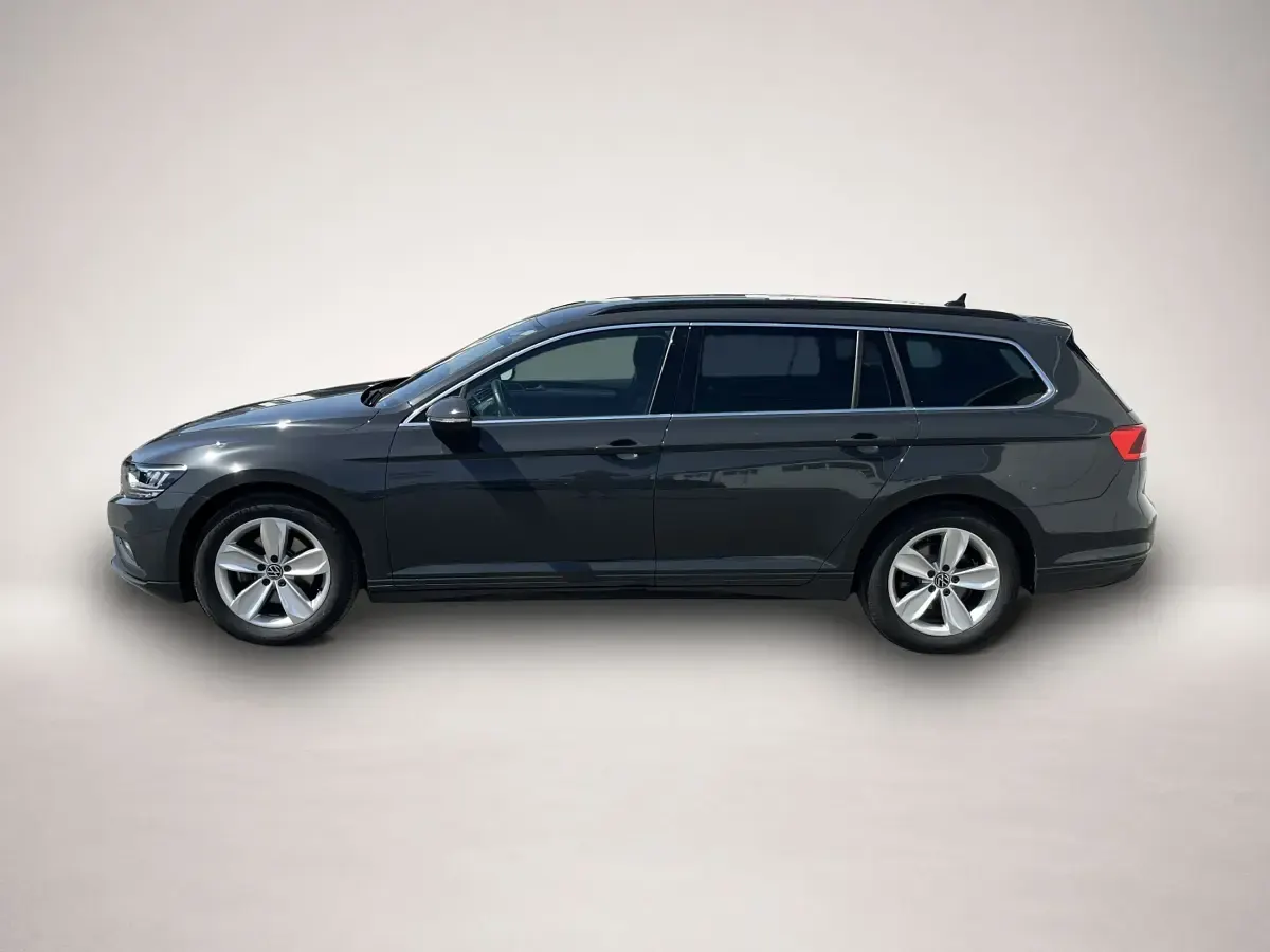 Gebraucht VW Passat Business 200 PS (147 kW) 2021 Grau Kombi