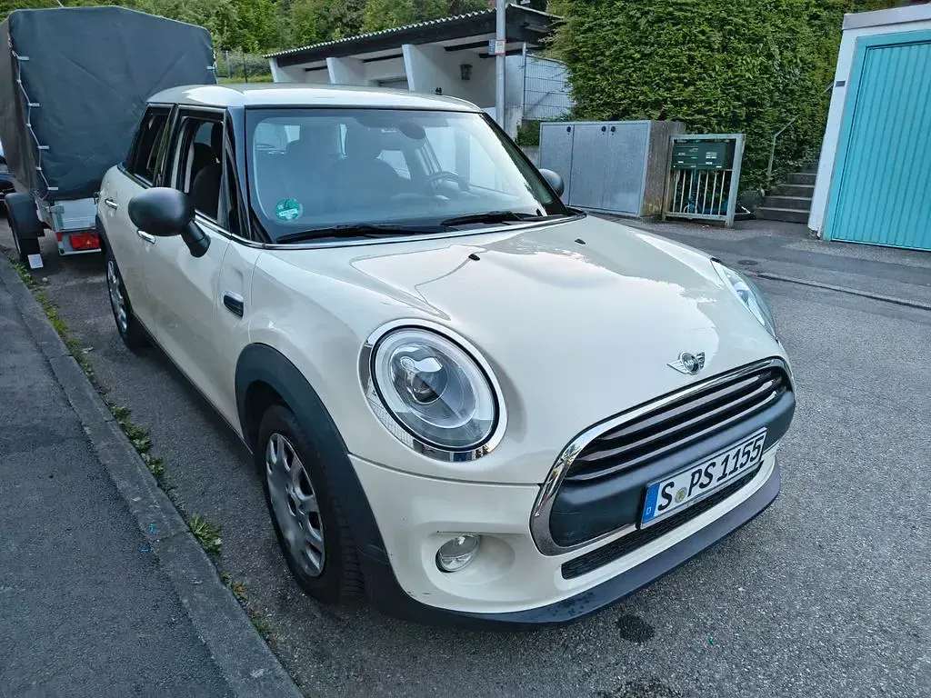 Usado Mini ONE 102 HP (75 kW) 2016 Bege Citadino