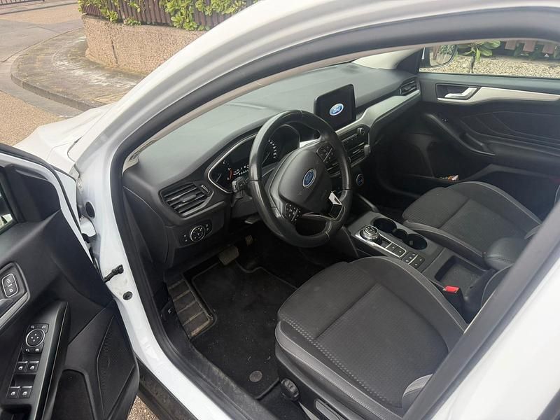 Gebraucht Ford Focus 2020 Weiß Kombi