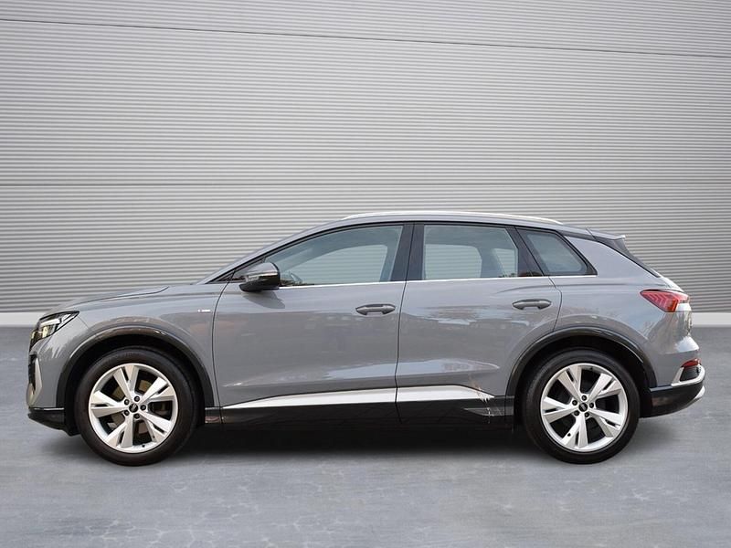 Gebraucht Audi Q4 e-tron S-Line 125 kW (170 PS) 2022 Grau SUV