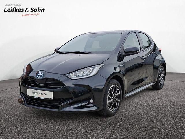 Mysticschwarz mica Gebraucht 2020 Toyota Yaris Hybrid Club Kleinwagen | 17.980 € (Fairer Preis) - Bild 1/4