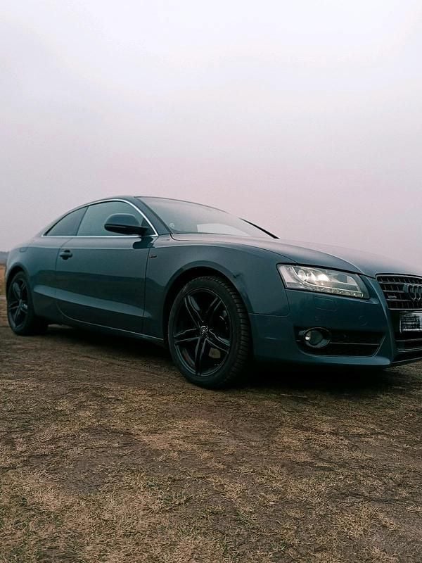Grau Gebraucht 2008 Audi A5 Coupé | 4.800 € (Guter Preis) - Bild 1/4
