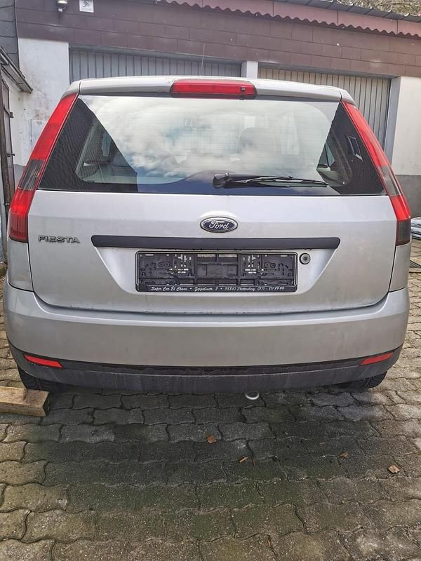 Gebraucht Ford Fiesta 2003 Grau Kleinwagen