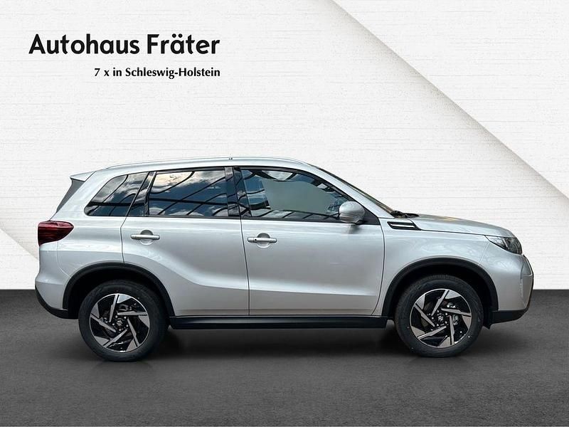 Gebraucht Suzuki Vitara Comfort+ 129 PS (94 kW) 2025 Silber SUV