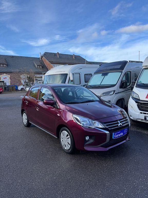 Gebraucht Mitsubishi Space Star Select 71 PS (52 kW) 2023 Rot Kleinwagen