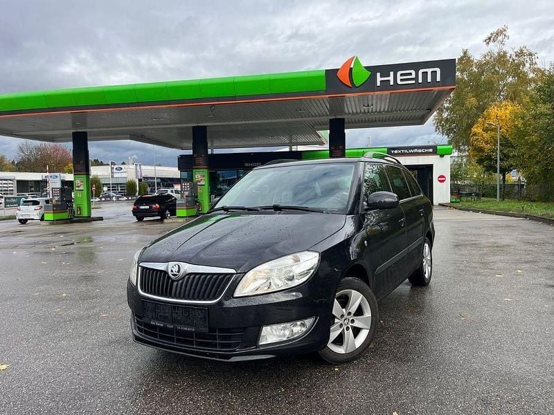 Gebraucht Skoda Fabia Ambition 86 PS (63 kW) 2014 Schwarz Kombi