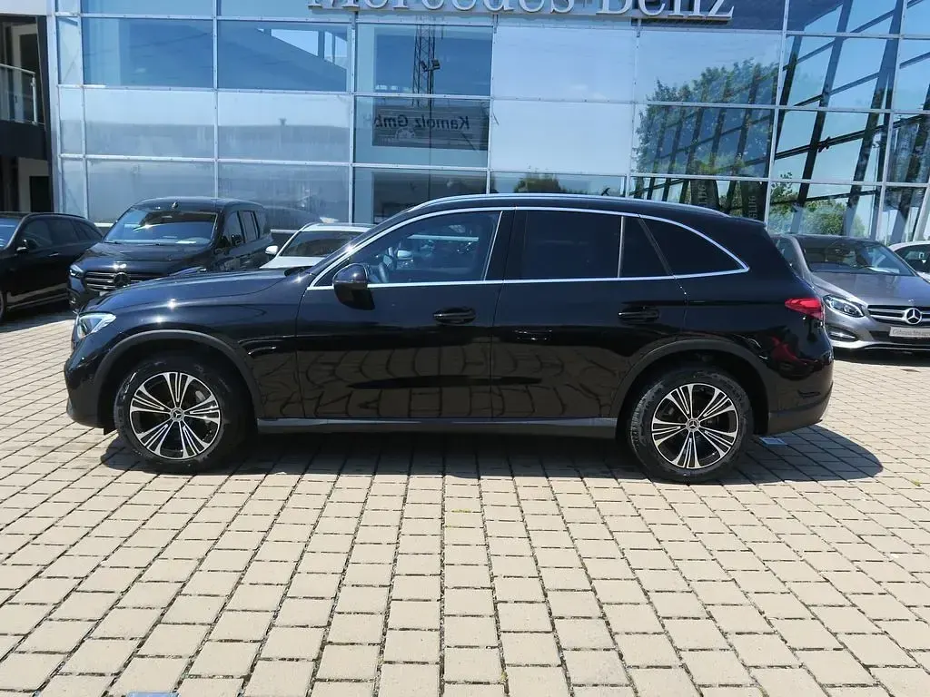 Gebraucht Mercedes GLC200 Advanced Plus 204 PS (150 kW) 2025 Schwarz SUV