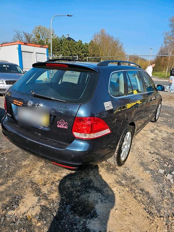 Gebraucht VW Golf V 90 PS (66 kW) 2009 Blau Kombi