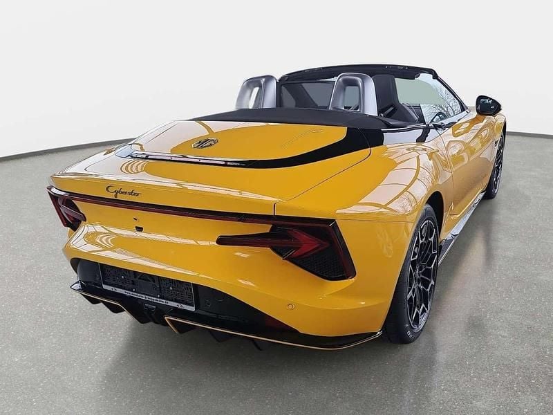 Neu MG Cyberster 250 kW (340 PS) 2026 Inca yellow metallic Cabrio