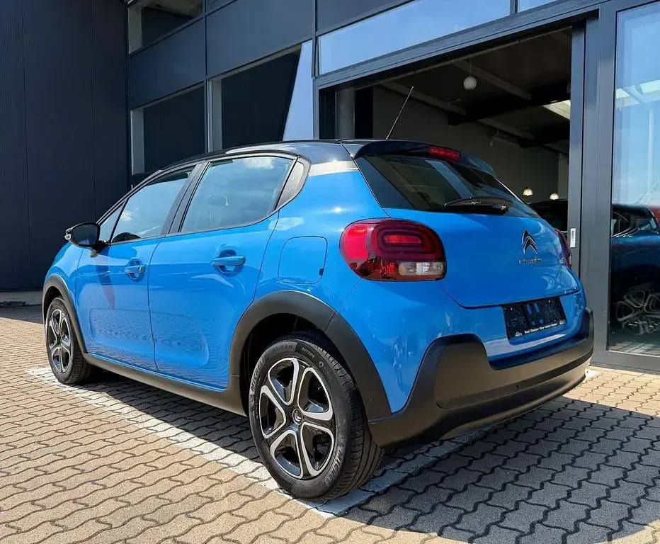 Gebraucht Citroën C3 Feel 110 PS (80 kW) 2020 Farbe blau monte carlo/metalli Kleinwagen
