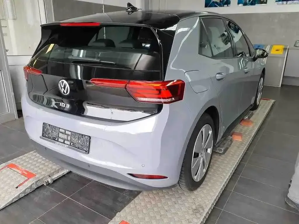 Second-hand VW ID.3 Pure 110 kW (150 CP) 2022 Gri Hatchback