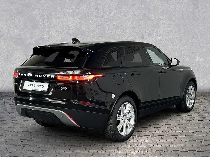 Gebraucht Land Rover Range Rover Velar SE 304 PS (223 kW) 2022 Santorini black SUV