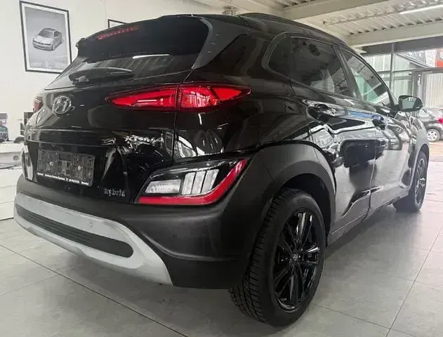 Gebraucht Hyundai Kona Edition 30+ 105 PS (77 kW) 2021 Schwarz SUV