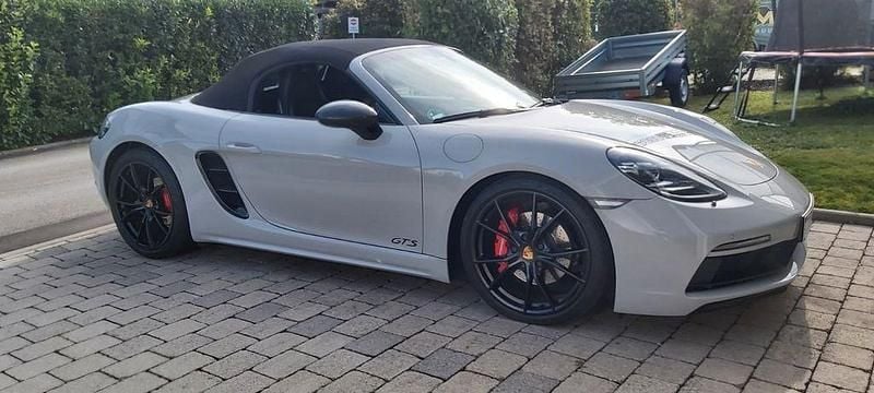Grau Gebraucht 2019 Porsche Boxster GTS Cabrio | 70.900 € (Superpreis) - Bild 1/4