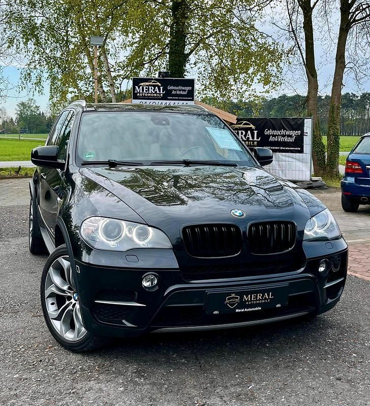 Second-hand BMW X5 306 CP (225 kW) 2012 Negru SUV