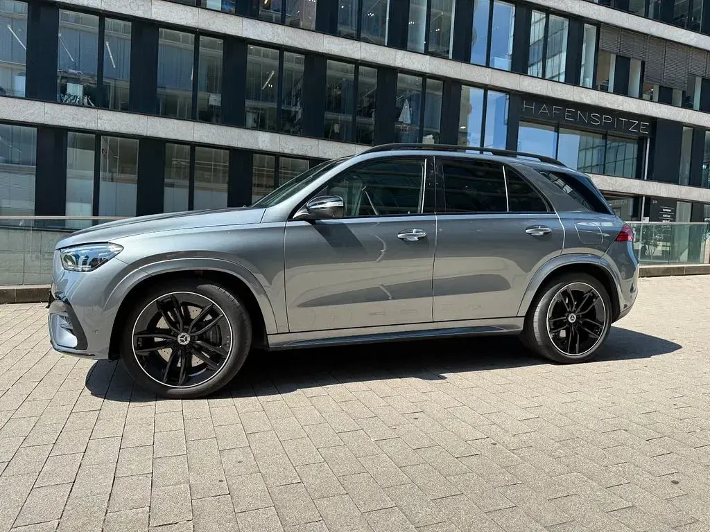 Gebraucht Mercedes GLE350 de AMG 333 PS (244 kW) 2024 Grau SUV