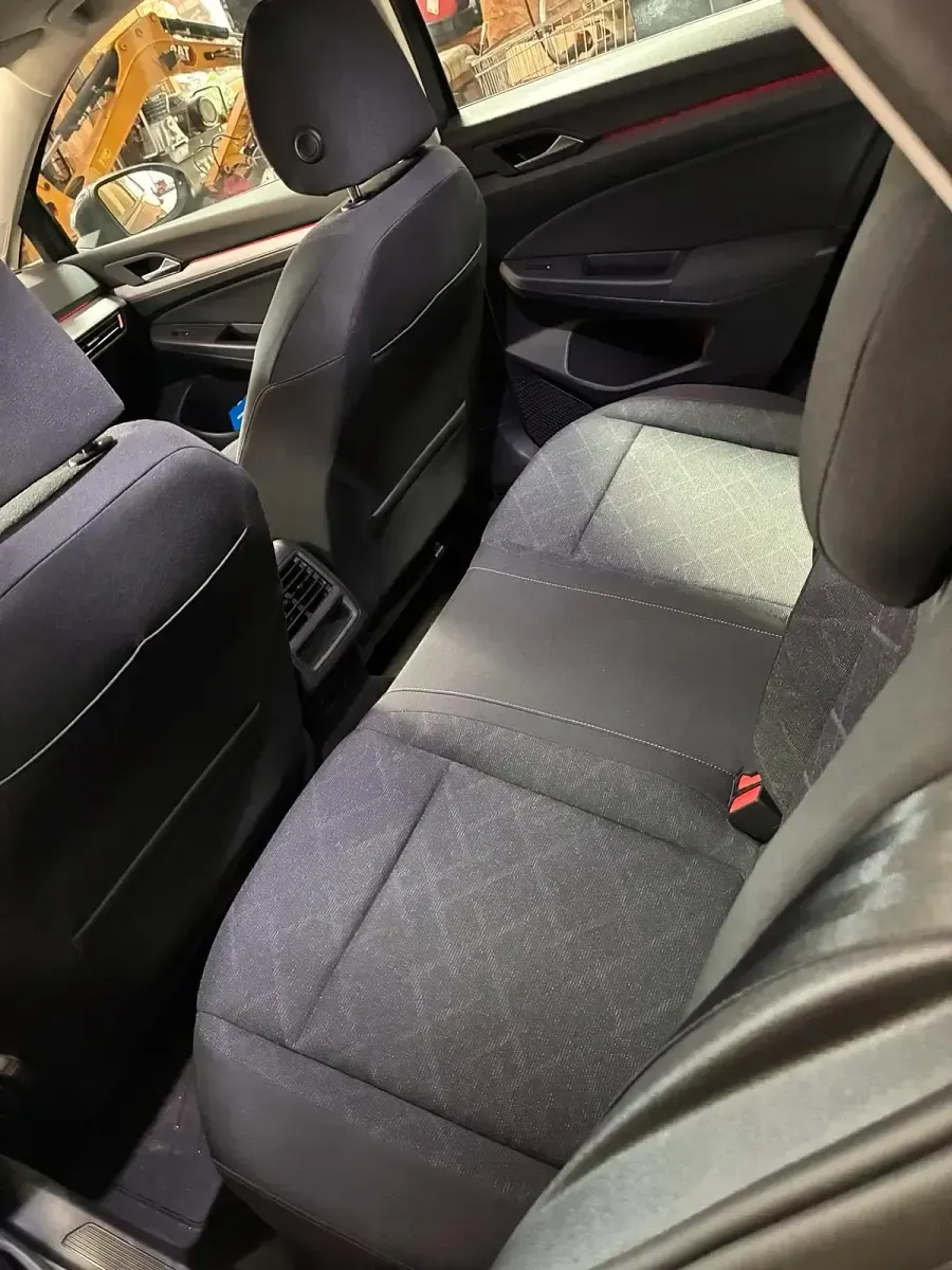Gebraucht VW Golf VIII 131 PS (96 kW) 2021 Grau Kombi