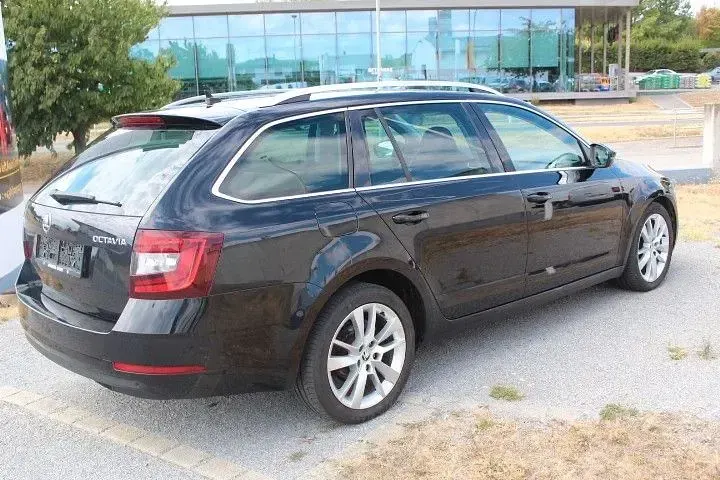 Gebraucht Skoda Octavia Sport 150 PS (110 kW) 2018 Schwarz Limousine