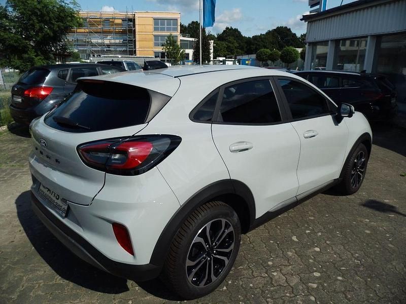Gebraucht Ford Puma Titanium 125 PS (91 kW) 2024 Cactus gray SUV