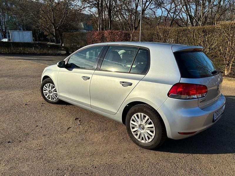 Gebraucht VW Golf VI Trendline 86 PS (63 kW) 2011 Silber Kleinwagen