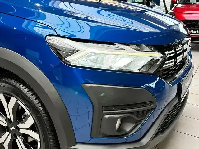 Gebraucht Dacia Sandero Expression 91 PS (66 kW) 2023 Blau SUV