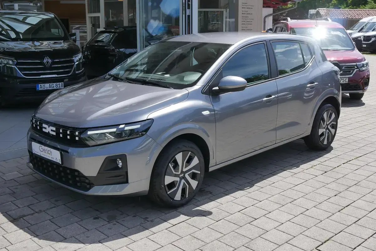 Gebraucht Dacia Sandero Expression 114 PS (83 kW) 2026 Limousine