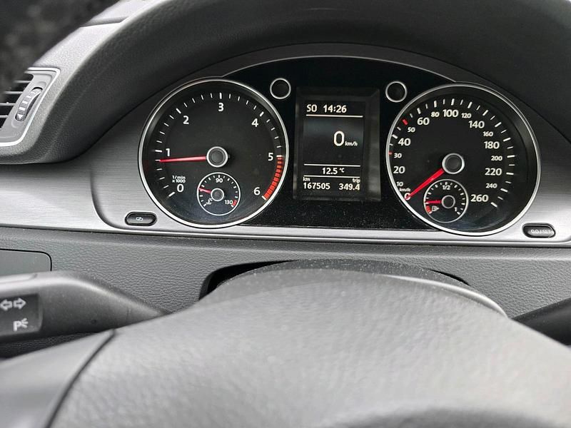 Blau Gebraucht 2011 VW Passat Kombi | 7.000 € (Guter Preis) - Bild 1/4