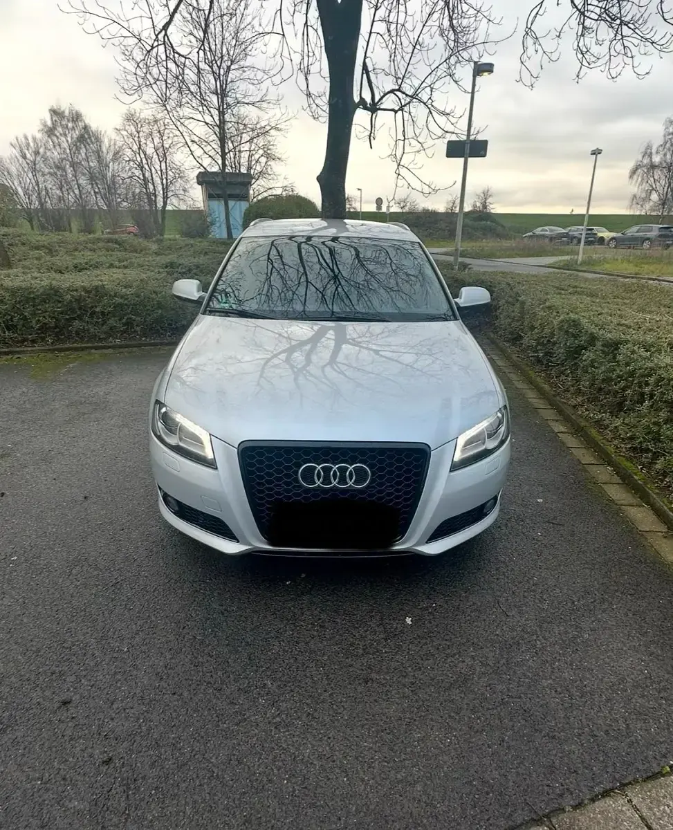Gebraucht Audi A3 S-Line 105 PS (77 kW) 2011 Kleinwagen