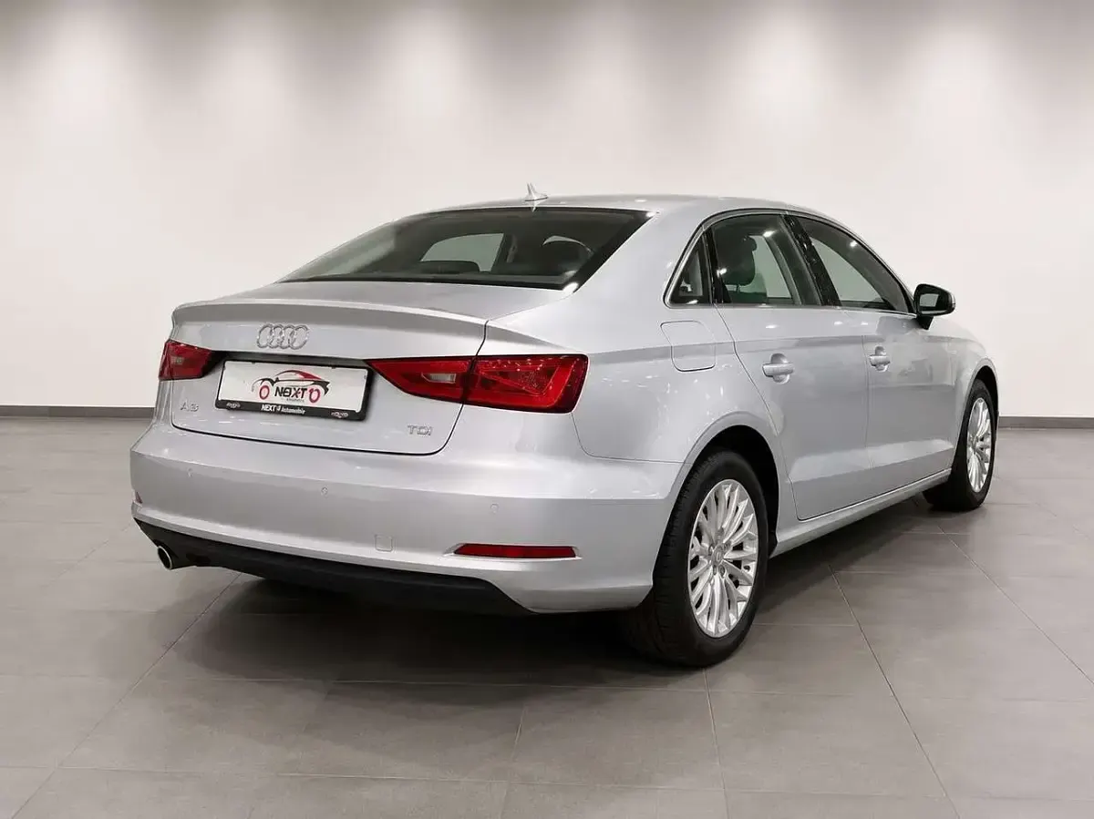 Gebraucht Audi A3 Ambiente 110 PS (80 kW) 2016 Silber Limousine