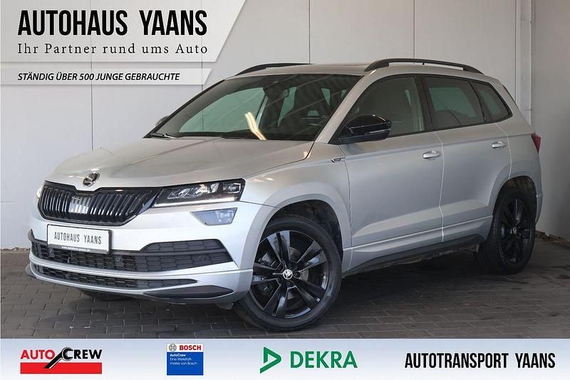 Silber Gebraucht 2020 Skoda Karoq SportLine SUV | 21.979 € (Guter Preis) - Bild 1/4