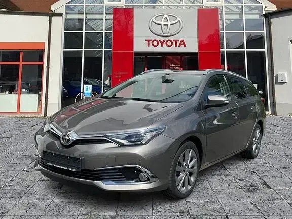 Gebraucht Toyota Auris Executive 116 PS (85 kW) 2017 Gray metallic Kombi