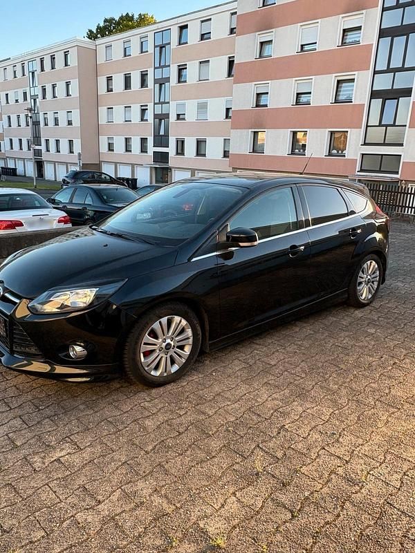 Brugt Ford Focus 125 HK (91 kW) 2012 Sort Sedan