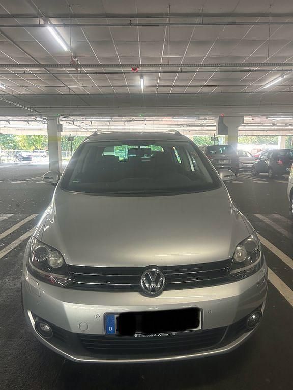 Silber Gebraucht 2010 VW Golf Plus Team Van / Kleinbus | 5.500 € (Etwas zu teuer) - Bild 1/4