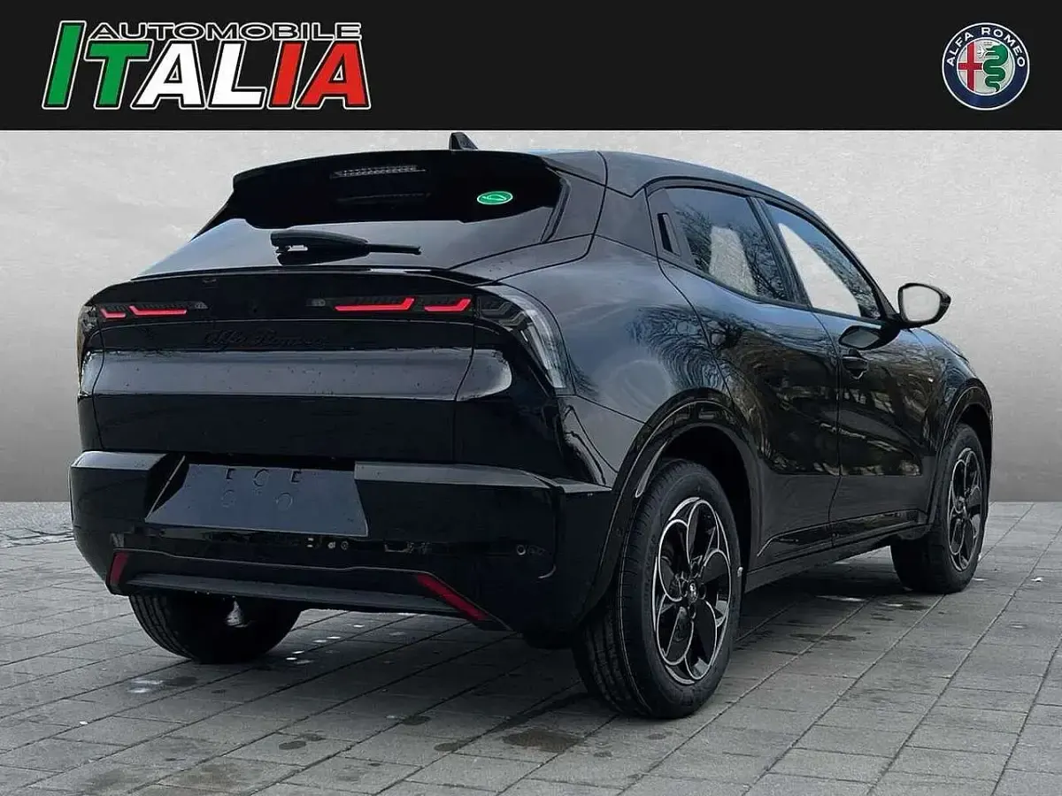 Gebraucht Alfa Romeo Junior Ti 114 kW (156 PS) 2026 Schwarz SUV