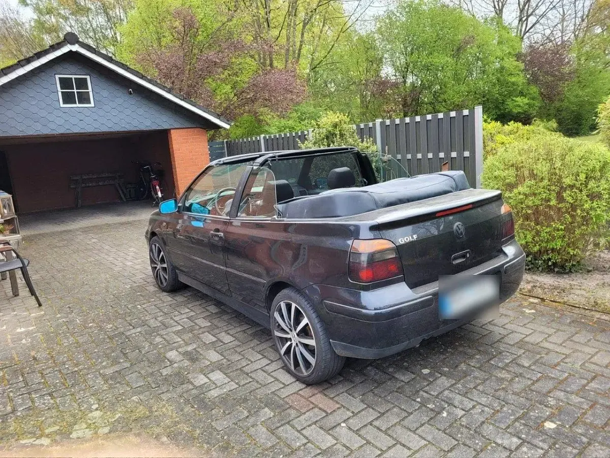 Gebraucht VW Golf 101 PS (74 kW) 2000 Schwarz Cabrio