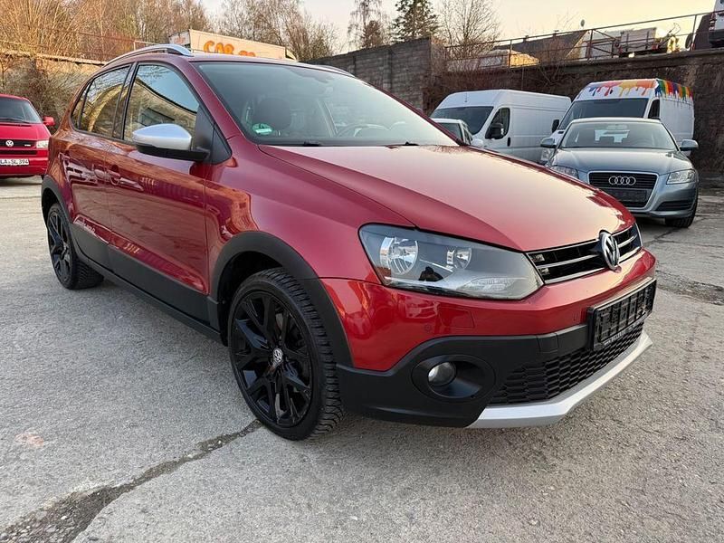 Gebraucht VW Polo Cross 110 PS (80 kW) 2015 Rot Kleinwagen