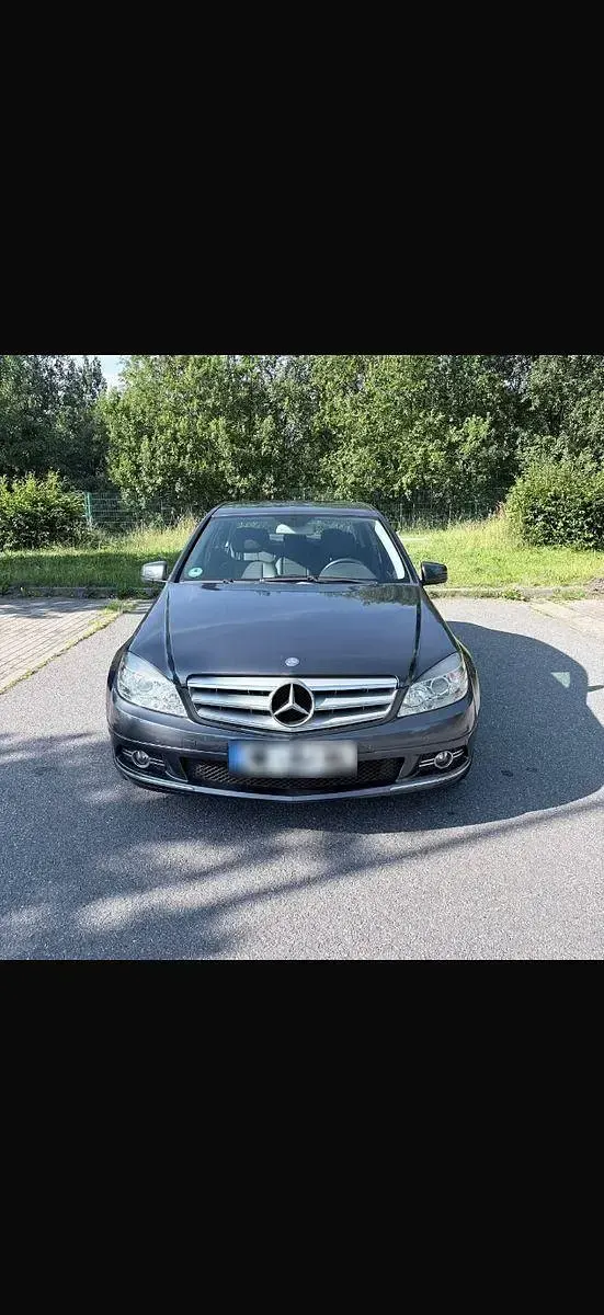 Gebraucht Mercedes C200 Avantgarde 136 PS (100 kW) 2009 Grau Limousine