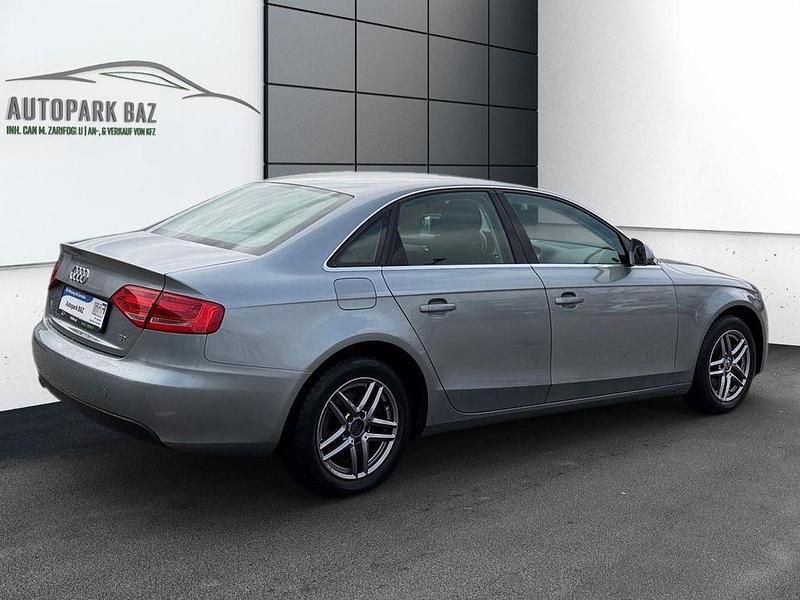 Gebraucht Audi A4 Ambiente 160 PS (117 kW) 2008 Grau Limousine