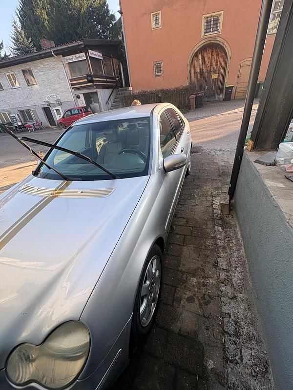 Gebraucht Mercedes C200 163 PS (119 kW) 2001 Silber Limousine