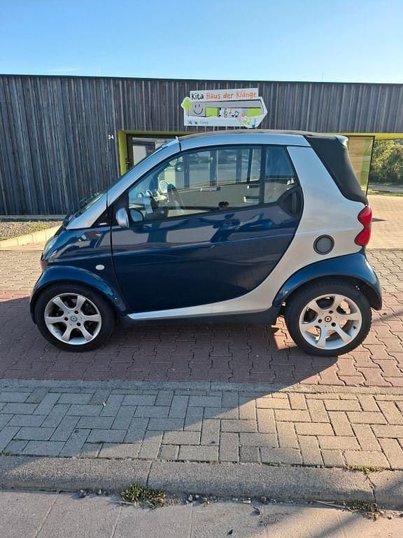 Blau Gebraucht 2006 Smart ForTwo Cabrio Passion Cabrio | 900 € (Superpreis) - Bild 1/4