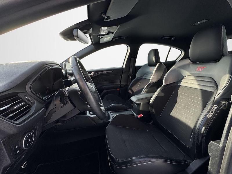 Gebraucht Ford Focus ST 190 PS (139 kW) 2020 Weiß Limousine