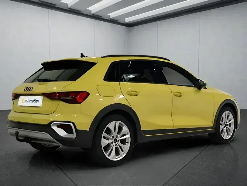 Gebraucht Audi A3 e-tron 204 PS (150 kW) 2025 Gelb Kleinwagen