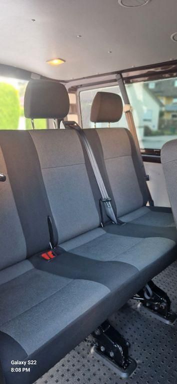 Gebraucht VW Transporter 102 PS (75 kW) 2019 Braun Van