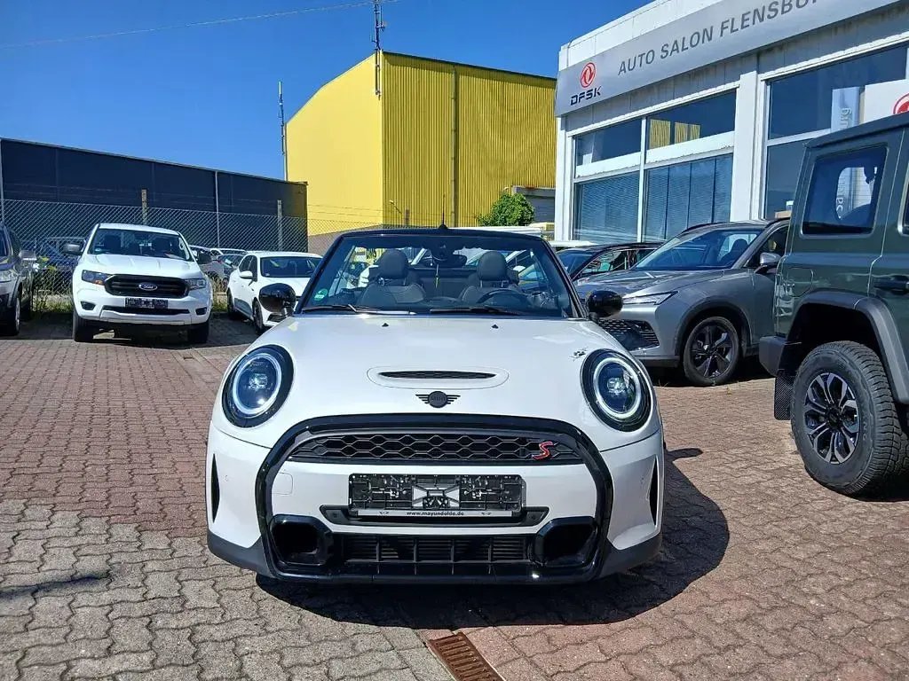 Gebraucht Mini Cooper S Cabriolet Classic 178 PS (130 kW) 2023 Nanuq white Cabrio