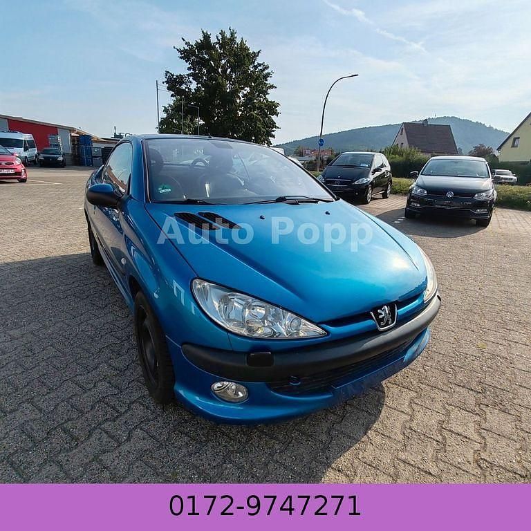 Gebraucht Peugeot 206 CC Platinum 109 PS (80 kW) 2002 Blau Cabrio