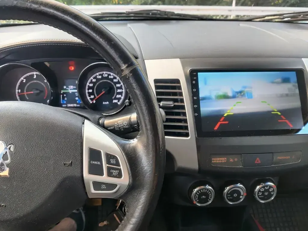 Gebraucht Peugeot 4007 Sport 156 PS (114 kW) 2011 Schwarz SUV
