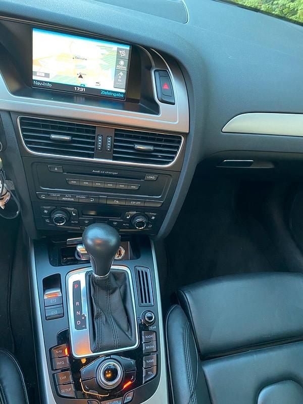 Second-hand Audi A4 176 CP (129 kW) 2009 Argintiu Break