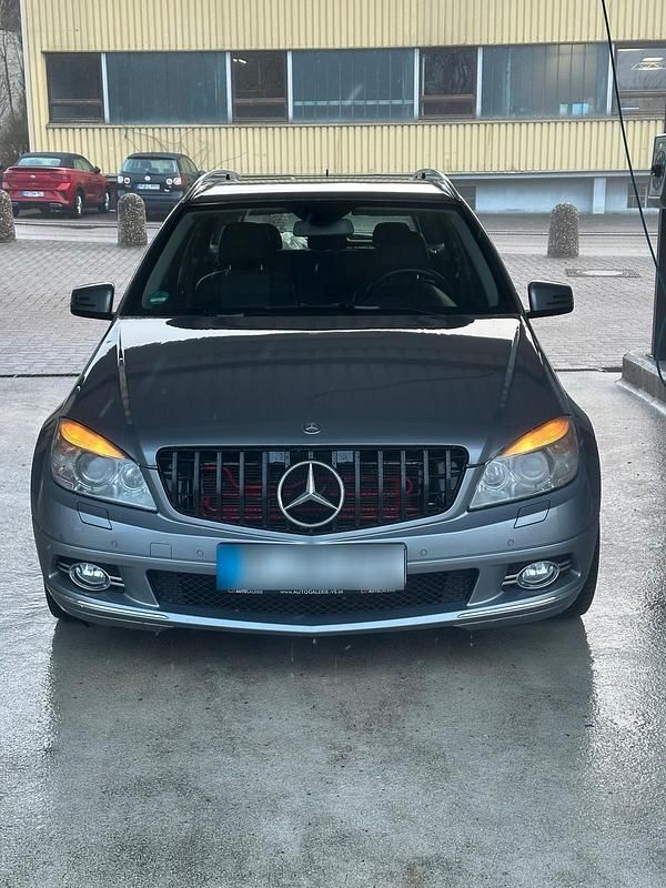 Gebraucht Mercedes C250 204 PS (150 kW) 2009 Grau Kombi